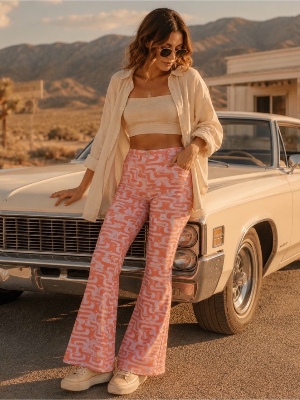 NWT High Waisted Bell Bottom Flare Pants Retro Lilac Orange Print 2